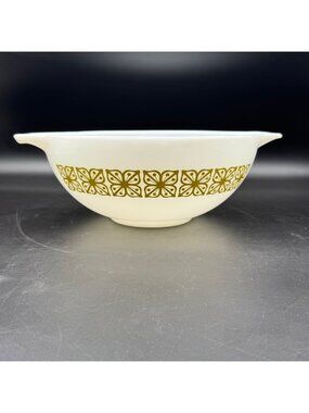 Vintage Pyrex Avocado Green Scroll Milk Glass Mixing Bowl Collectible Kitchen